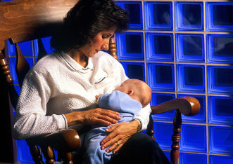 Pregnant and breastfeeding women and teens have special nutritional needs. Eating well is especially important to help mother and baby stay healthy.