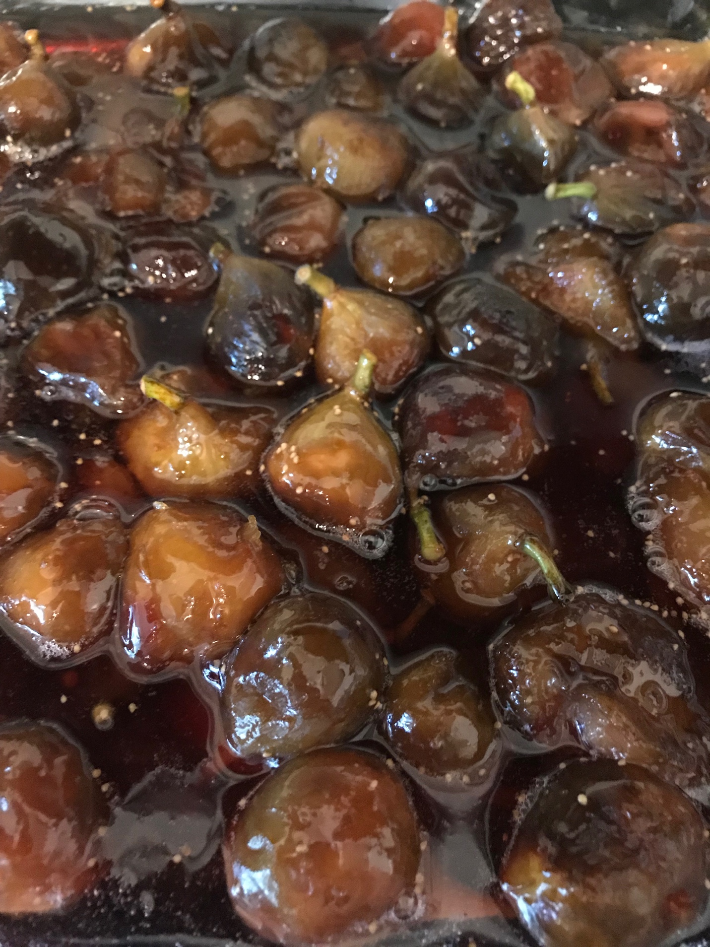 Syrup poured over figs Syrup poured over figs