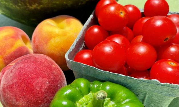 Summer Shopping at Farmers Markets