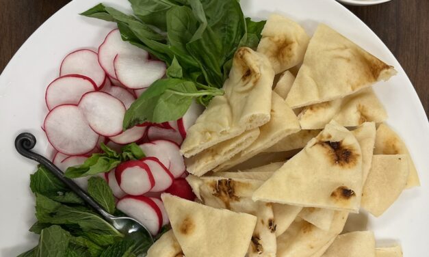 Mint & Hummus