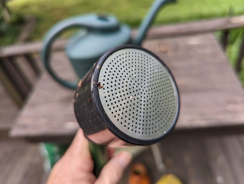 A watering wand showerhead distributes water to plants like gentle rainfall, helping to prevent damage to plants.