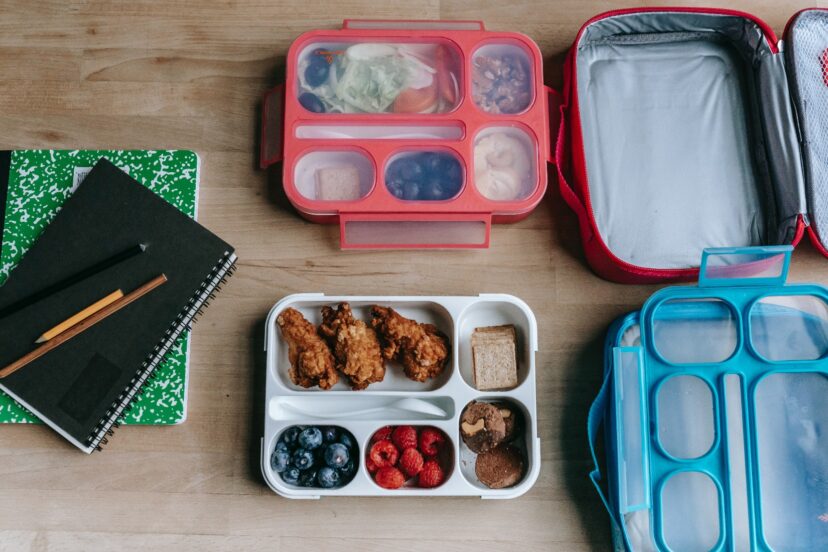 Planming healty school lunches.