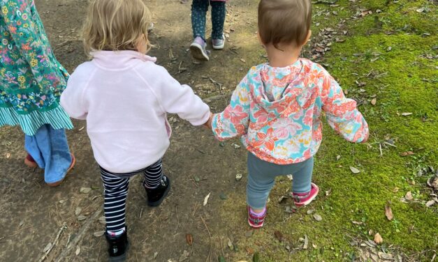 Get Outside with Your Kids: Simple Ways to Reduce Screen Time and Boost Outdoor Play